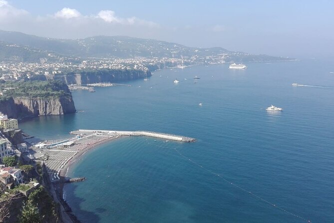 Transfer- Naples Train Station/Area to Positano With a Stop Sorrento - Ride Amenities