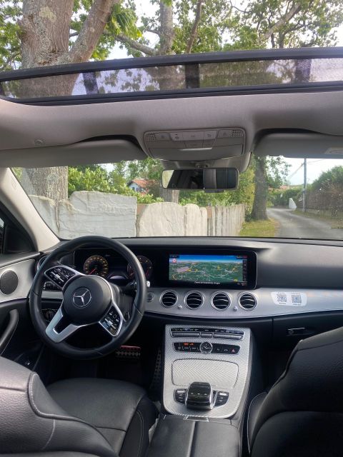Transfer San Sebastian Airport (EAS) to City Center E-class - Booking and Reservation