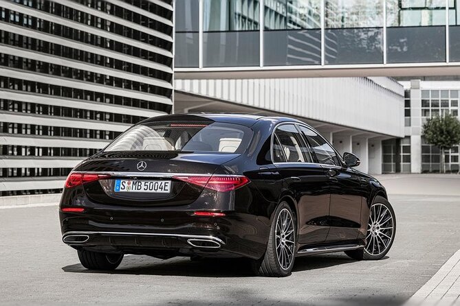 Transfer Singapore Airport to Singapore City by Luxury Vehicule - Frequently Asked Questions