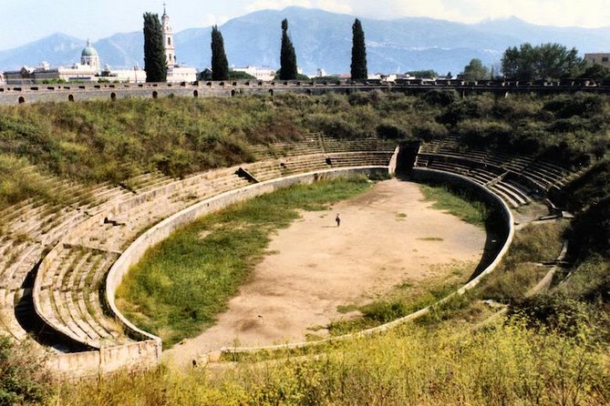 Transfer Sorrento Coast With Stop and Wait 2 Hours Pompeii or Herculaneum or Vesuvius - Exploring Pompeii or Herculaneum