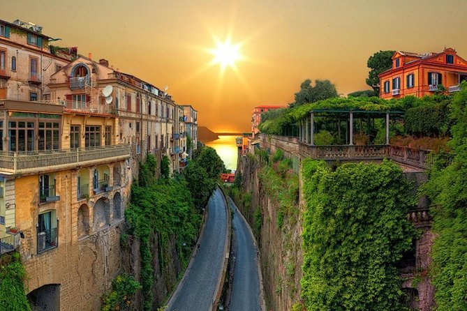 Transfer Sorrento To/From Rome Optional Pompeii Stop - Transfer Details