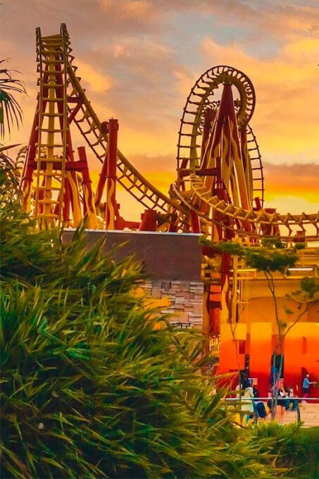 Transfer to Beto Carrero World - Park Admission and Passport