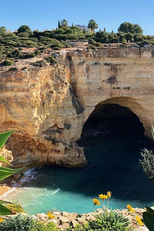 Transfer to Carvoeiro From Lisbon - Booking Information