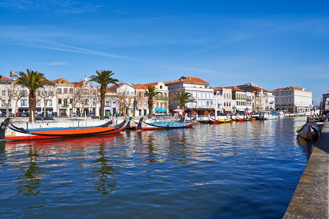 Transfer Tour Porto/Lisbon With 2 Stop Options Óbidos, Nazaré, Fátima, Coimbra - Destinations: Óbidos, Nazaré, Fátima, Coimbra