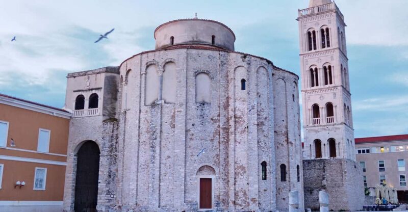 Transfer Zadar - Zagreb - Itinerary Highlights