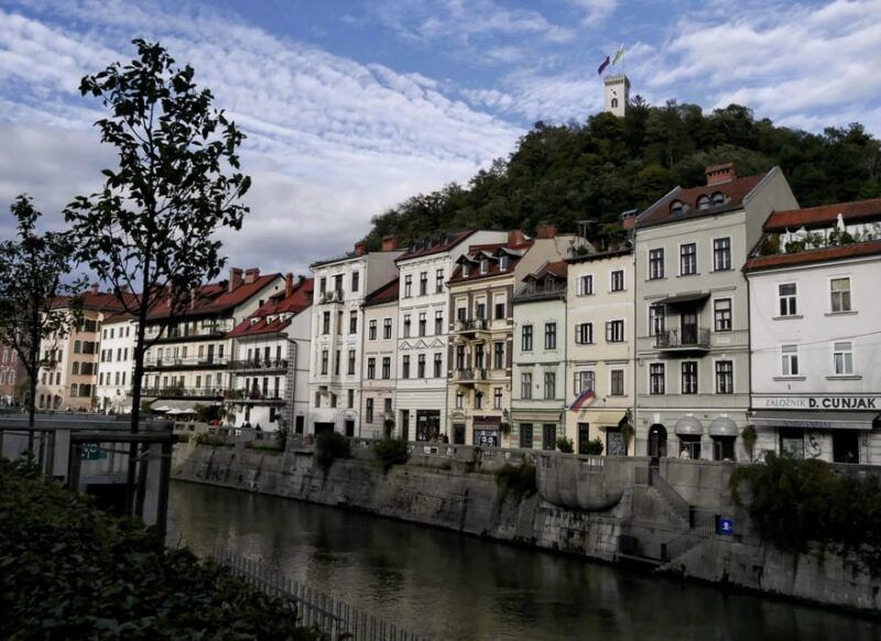 Transfer Zagreb - Ljubljana - Luggage Assistance