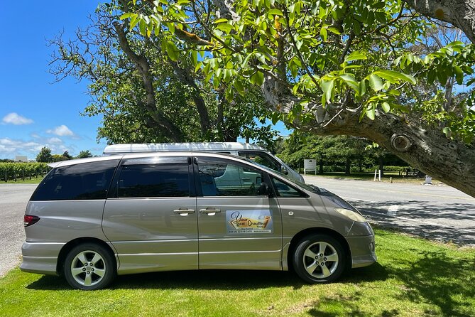 Transfers From Blenheim or Picton to Kaikoura - Personalized Guide Service