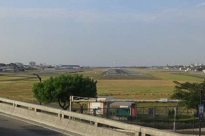Transfers From Guayaquil Airport to the Hotel - Key Points
