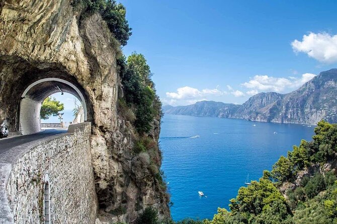 Transfers From Naples to Sorrento Positano Amalfi Ravello Maiori - Quick Points