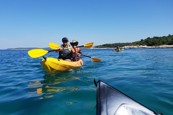 TRANSPARENT KAYAKING or SUP-ing AROUND ISLANDS - Meeting and Duration