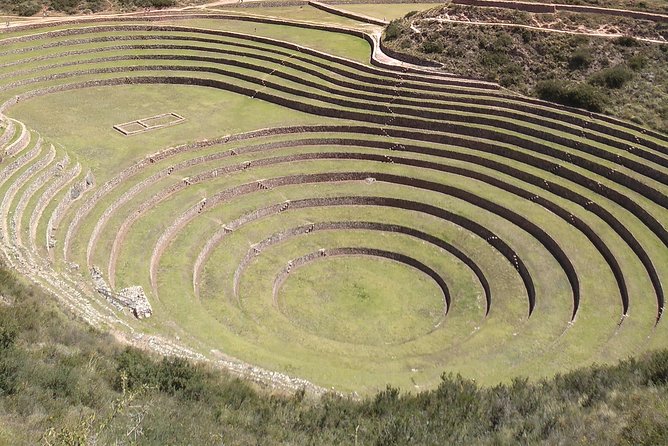 Transport to Ollantaytambo With Visits to Chinchero, Salineras De Maras, and Moray - Visiting Salineras De Maras