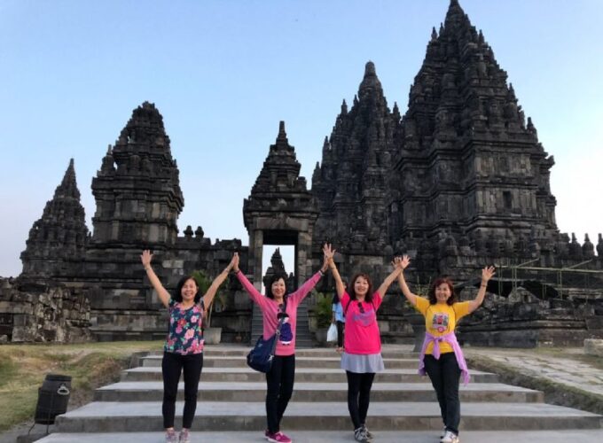 Transportation Borobudur & Prambanan Temple From Yogyakarta - Regular Tour Experience