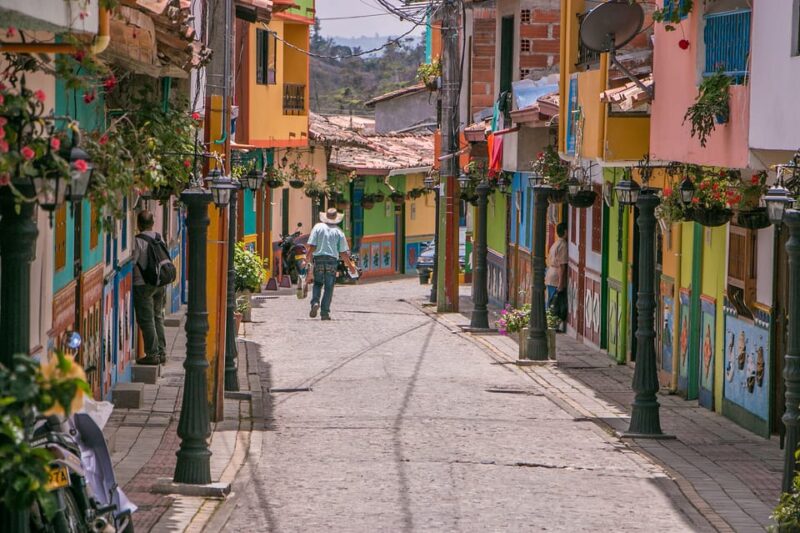 Transportation From Medellín to Guatapé and El Peñol Only - Recommendations for Visitors