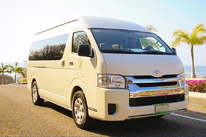 Transportation in Huatulco From the Airport to the Hotel - Key Points