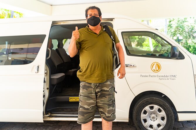 Transportation in Huatulco From the Airport to the Hotel - Vehicle and Driver Experience