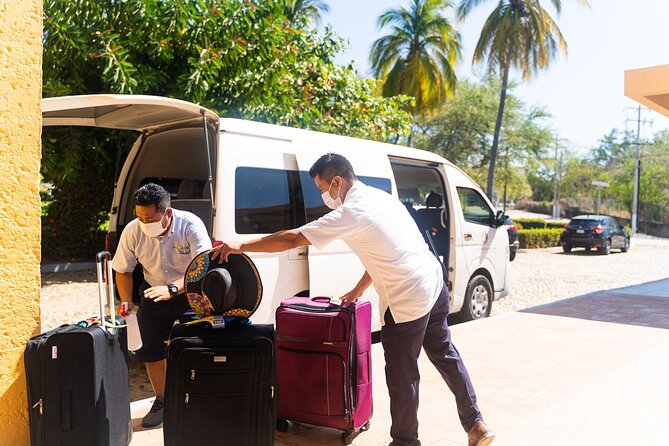 Transportation in Huatulco From the Airport to the Hotel - Pricing and Availability