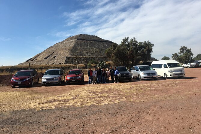 Transportation Mexico City Airport - Hotel - Airport Round Trip. - Driver Qualifications