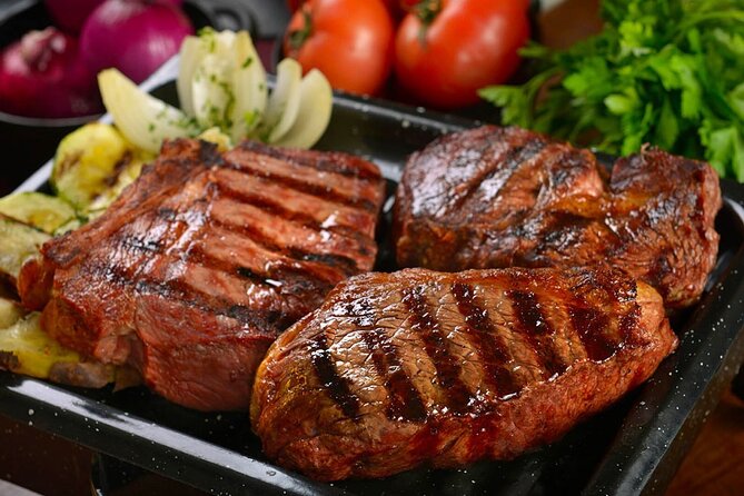 Transportation to Restaurants in Puerto Iguazu ARG. - Exclusive Vehicles for Couples and Families