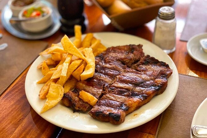 Transportation to Restaurants in Puerto Iguazu ARG. - Accredited Professional Drivers and Border Crossing