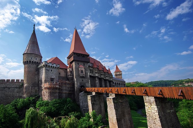Transylvania Castles 4-Day Tour From Bucharest - Inclusions