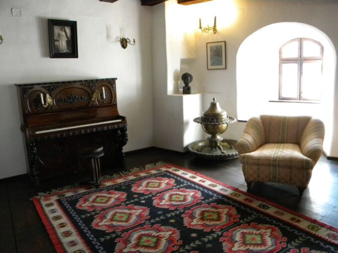 Transylvania: Draculas Castle and Birthplace Tour - Return Journey