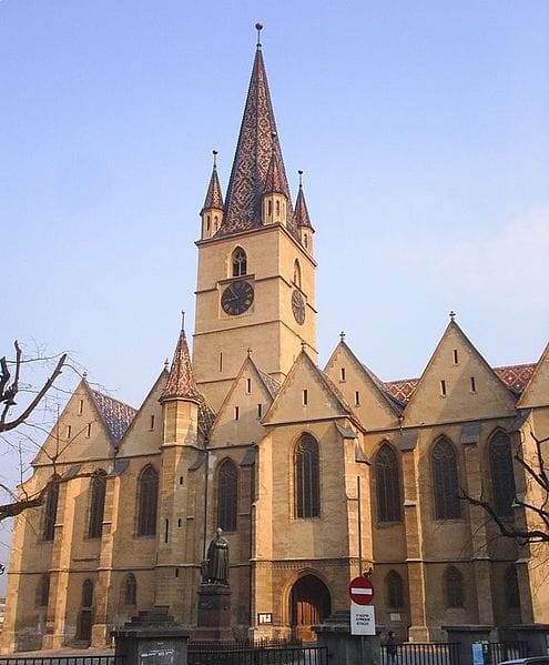 Transylvania Medieval Castles 4-Day Tour - Inclusions and Accommodations