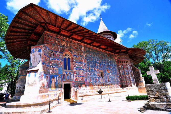 Transylvania Painted Monasteries 8-Day Tour With Accommodation  - Bucharest - Key Attractions