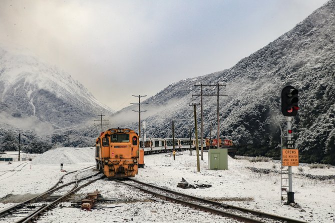 Tranzalpine Train Journey From Greymouth to Christchurch - Journey Highlights: Rugged Peaks and Braided Rivers