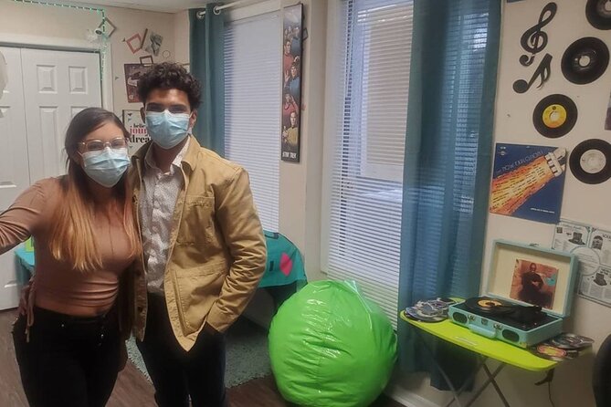 Trapped From the Future - Tampa 80S & 90S Escape Rooms - Customer Reviews and Feedback