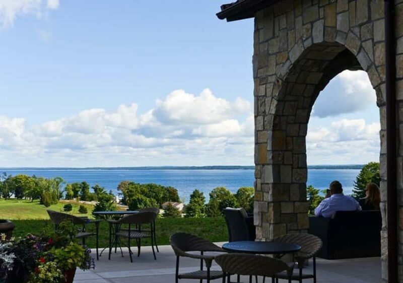 Traverse City: 5-Hour Old Mission Peninsula Wine Tour - Why This Tour Offers Good Value