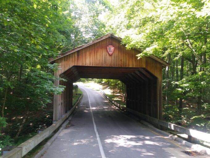 Traverse City: 6-Hour Tour of Sleeping Bear Dunes - Exploring Sleeping Bear Dunes