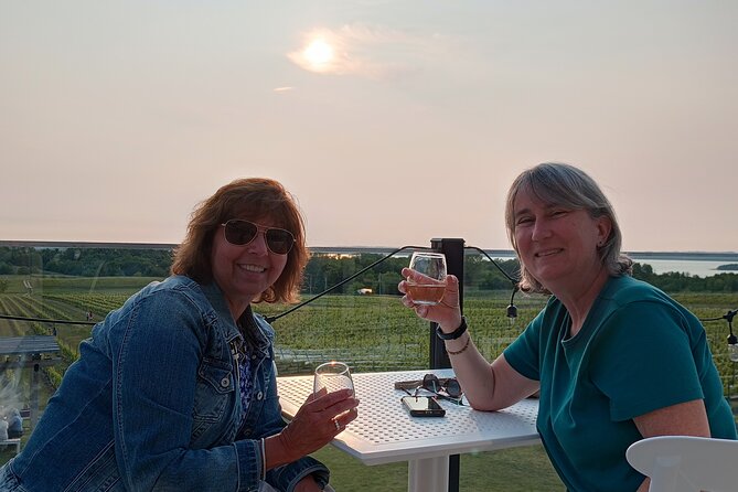 Traverse City Old Mission Peninsula Sunset Wine & Distillery Tour - Experiences From Knowledgeable Guides