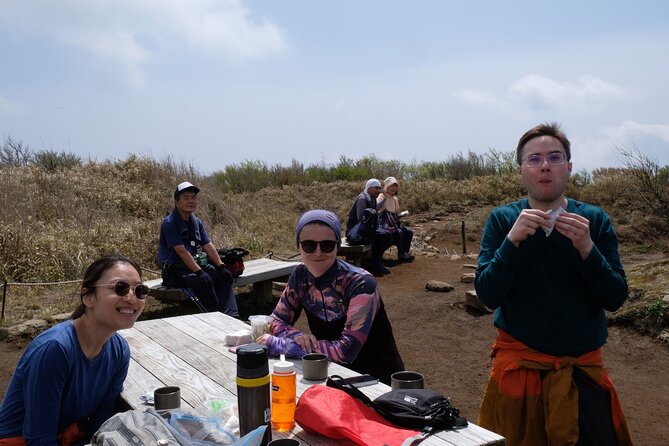 Traverse Outer Rim of Hakone Caldera and Enjoy Onsen Hiking Tour - Hakone Caldera Traverse