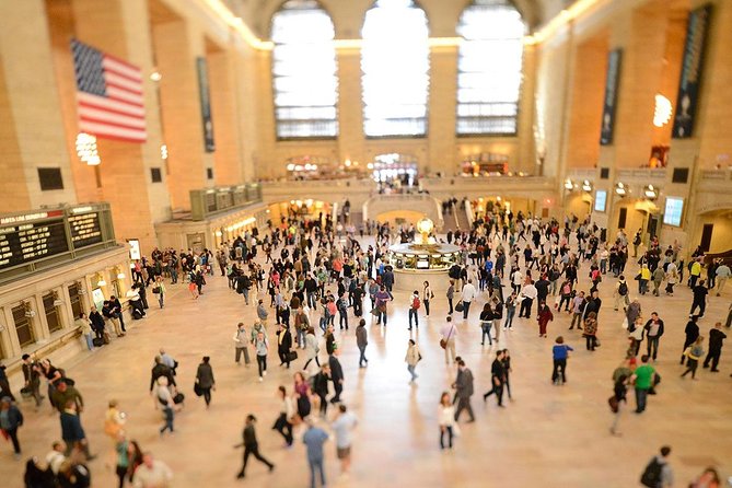 Treasure Hunt in Midtown With New York - Accessibility and Confirmation