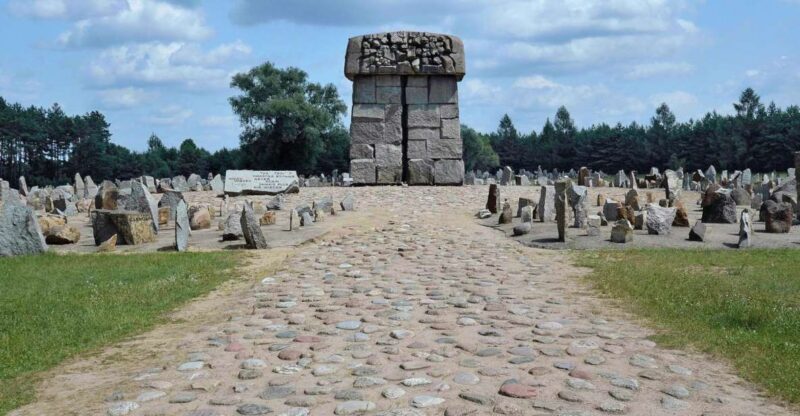 Treblinka: Half Day Tour From Warsaw by Private Car - Tour Highlights