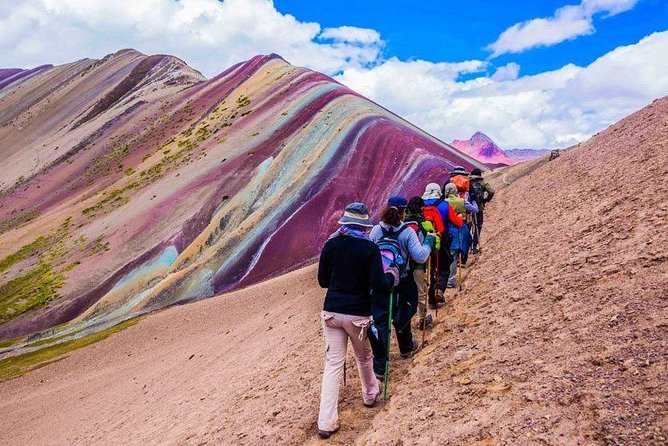 Trek Through the Mountain of Colors Vincunca-Cusco - Itinerary and Schedule Details