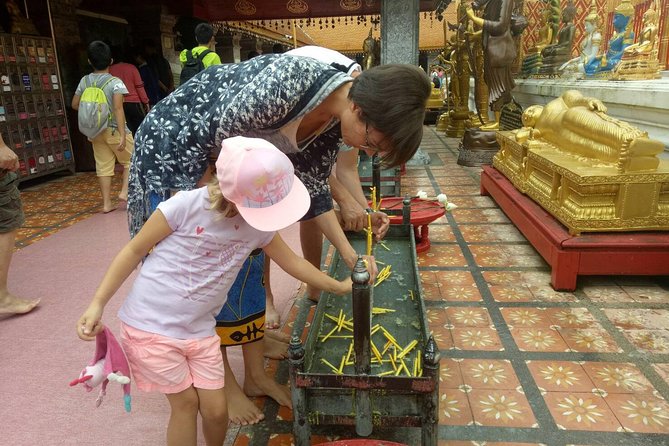 Trekking at the Monk Trail and Doi Suthep Temple Private Tour - Pricing and Payment Options