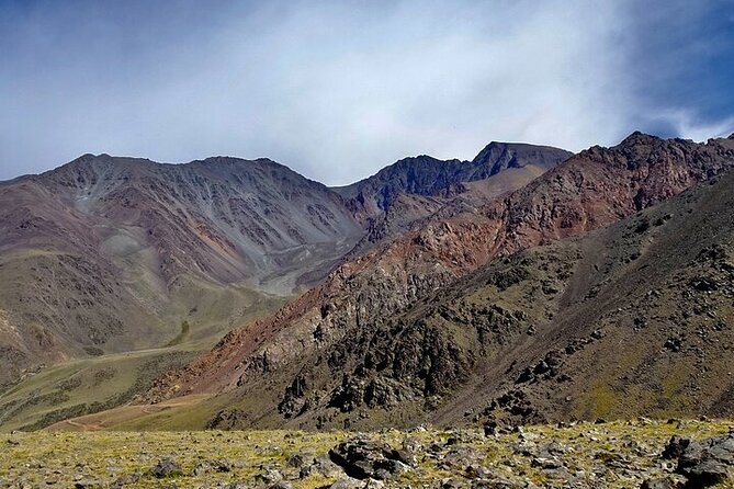Trekking in Cordon Del Plata Park - Reaching Cerro Andresitos