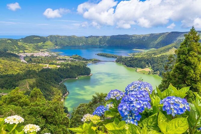 Trekking in the Azores: Flores and Corvo, the Pearls of the Atlantic - Highlights of Flores and Corvo