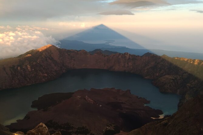 Trekking Mt. Rinjani 2D1N Via Sembalun - Crater Rim - Summit - Trek Difficulty and Preparation