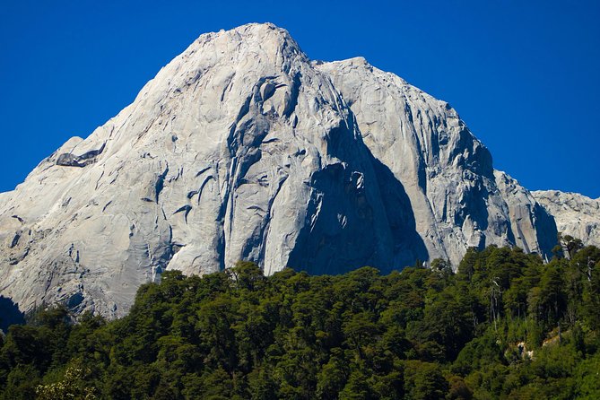 Trekking Slides Valle De La Junta, Cochamó - Booking Details