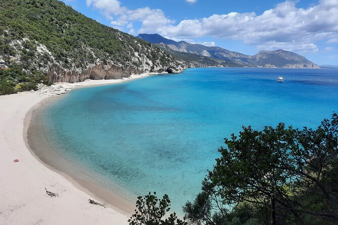 Trekking to Cala Luna, the Pearl of the Gulf of Orosei - Trekking Through Sardinian Landscapes