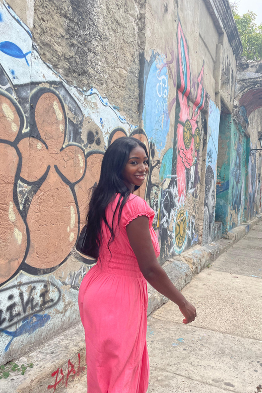 Trendy Cartagena Photo/ Video Tour - Experience Details