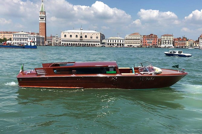 Treviso Airport Tfs to Venice Hotels by Van and Watertaxi OR VICEVERSA - Positive Customer Experiences
