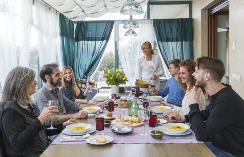 Treviso: Dining Experience at a Locals Home - Dining Times and Location