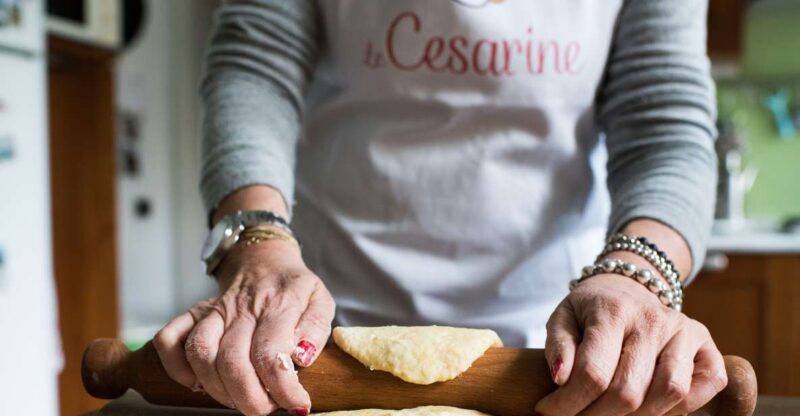 Treviso: Pasta & Tiramisu Cooking Class at a Locals Home - Key Points
