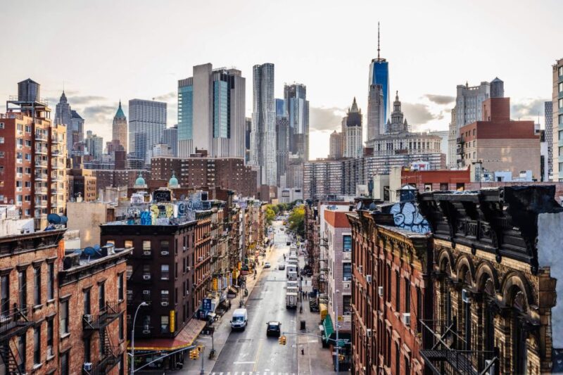 TriBeCa Architecture & History Walking Tour - What to Bring