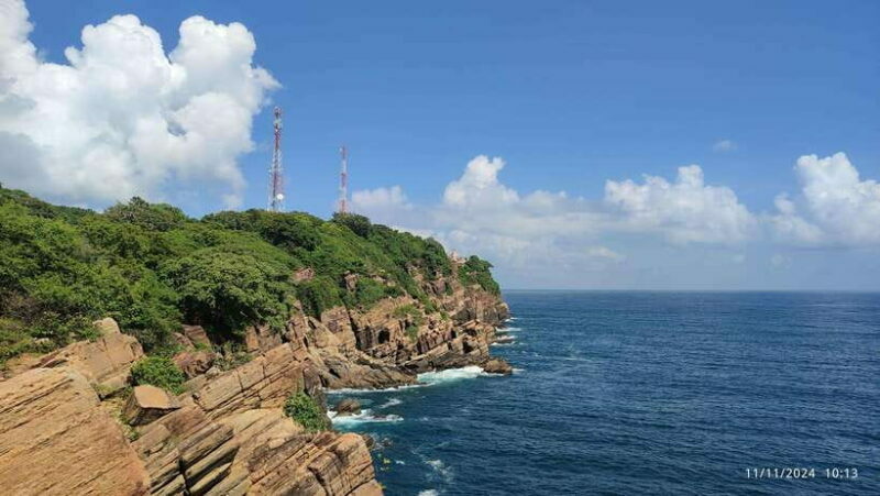 Trincomalee: City Tour with Koneswarm and Crocodile lake - The Sum Up
