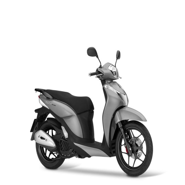 Trip Around Lisbon and Its Surroundings by Scooter - Restrictions