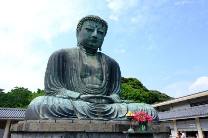 Trip to Kamakura & Enoshima: Shrines, Seaside, Temples &Tea - Exploration of Enoshima Island